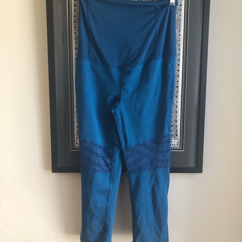 Isabel Maternity over belly legging, cropped